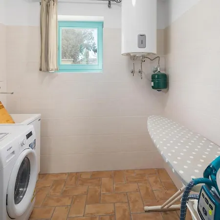 4 Bedroom Gorgeous In *