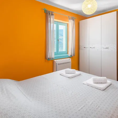 4 Bedroom Gorgeous In *