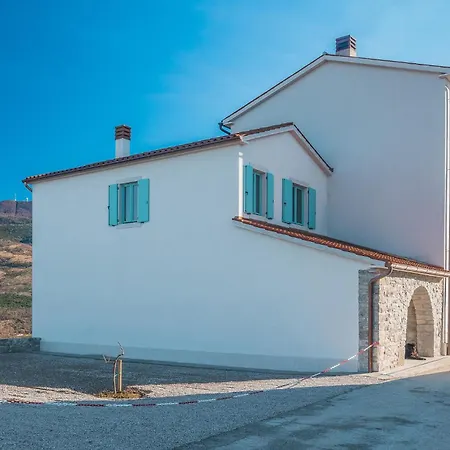 Σπίτι διακοπών 4 Bedroom Gorgeous In Boljun